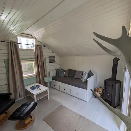 Lodge Wilderness Retreat In Schwedish Lapland Akasjoensuu