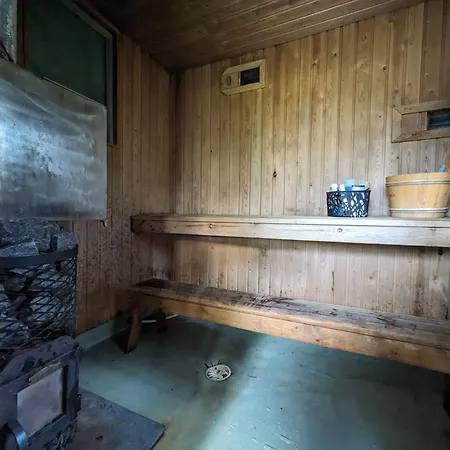 Wilderness Retreat In Schwedish Lapland